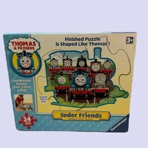 Ravensburger Thomas & Friends Shaped Floor Puzzle - Blue and Red